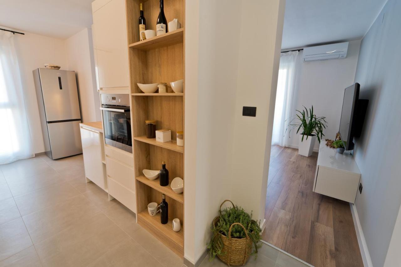 Malemi Apartment Pula Extérieur photo