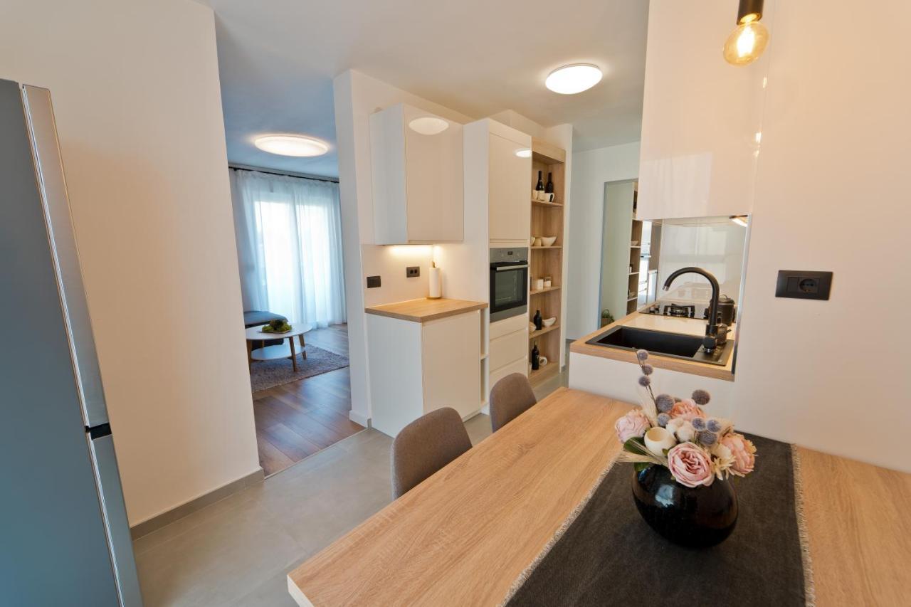 Malemi Apartment Pula Extérieur photo
