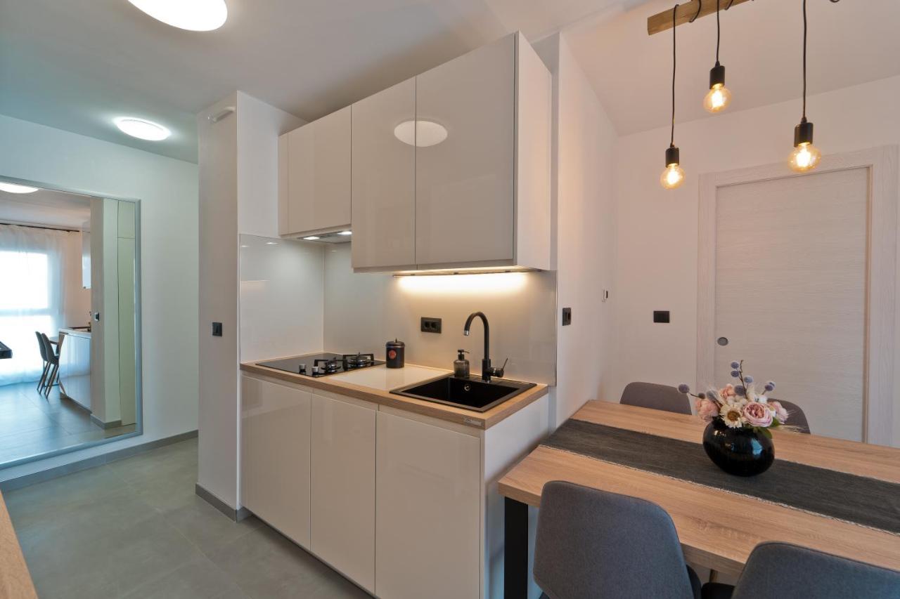 Malemi Apartment Pula Extérieur photo